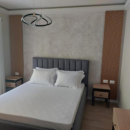 Hotel Demoli Pogradec Exterior photo
