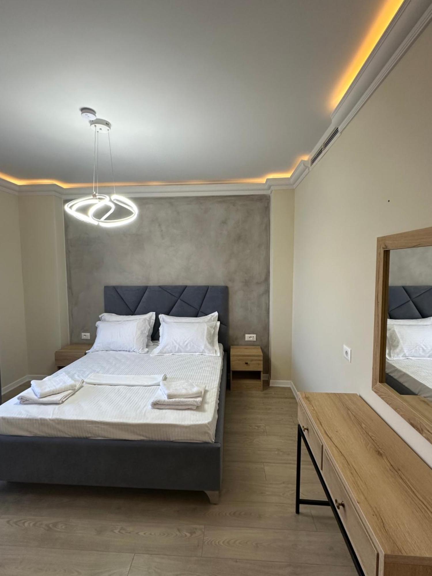 Hotel Demoli Pogradec Exterior photo